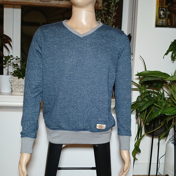 Blue & Grey Brooklyn Cloth V Neck Sweater Size M - Picture 1 of 7